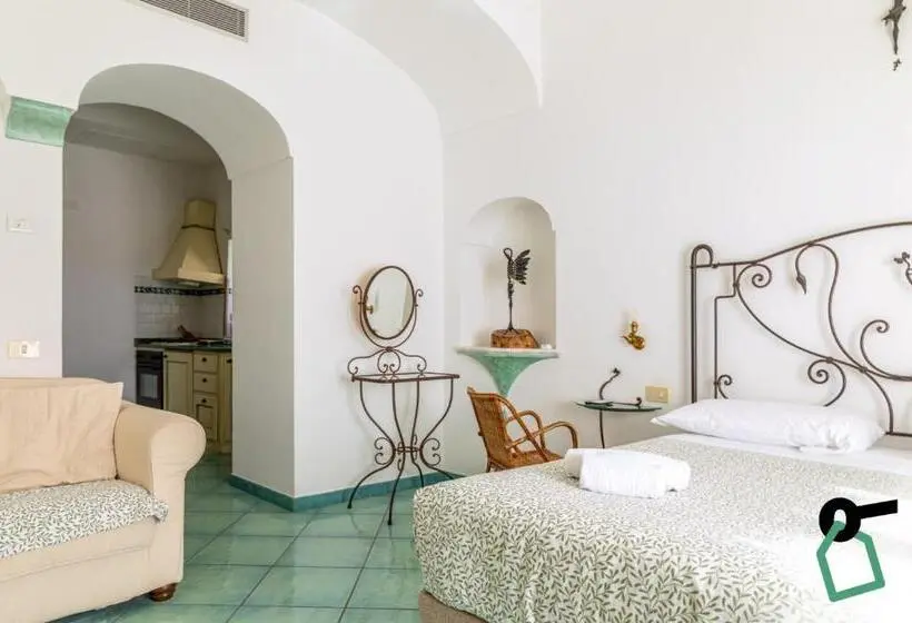 オーシャンビューデラックスルームバルコニー付き, Hotiday Positano Suites And View