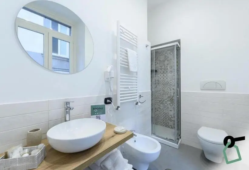 バルコニー付きスタンダードルーム, Hotiday Room Collection   Napoli Centro Storico
