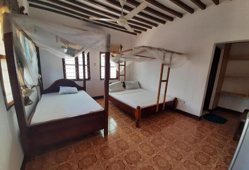 标准间带阳台, Amesbungalows