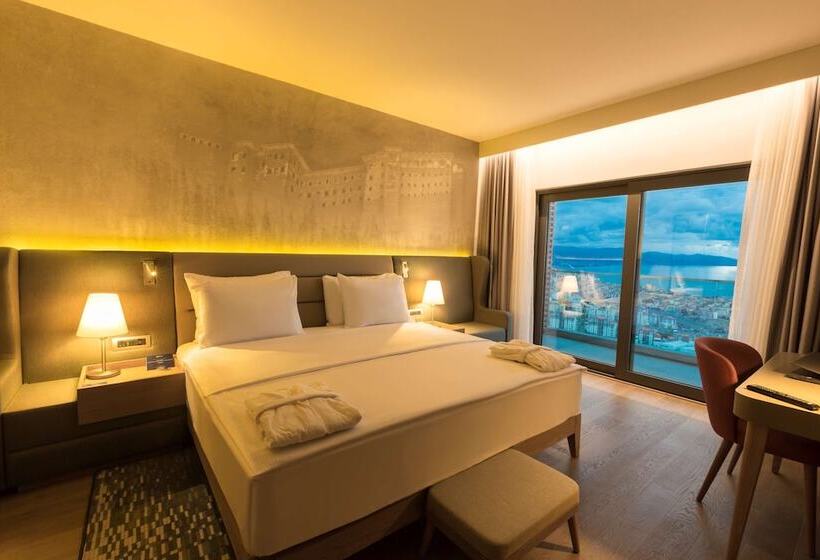 سوئیت با چشم‌انداز, Radisson Blu Hotel Trabzon