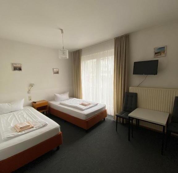 Номер Стандарт Вид на Город, Seehaus