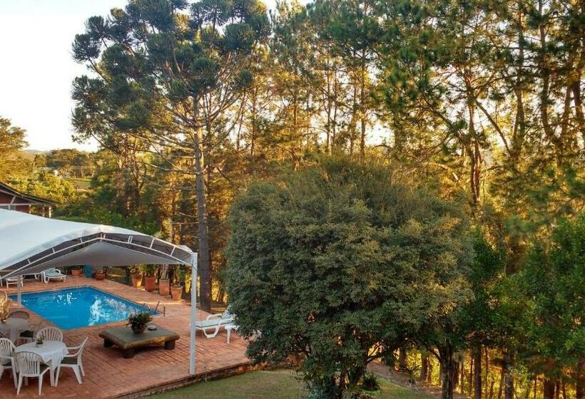 스탠다드 룸, Pousada Recanto Das Girafas