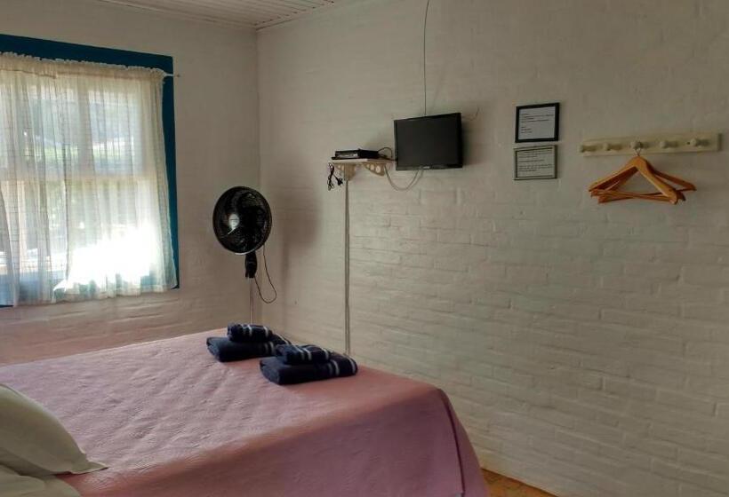 스탠다드 룸, Pousada Recanto Das Girafas