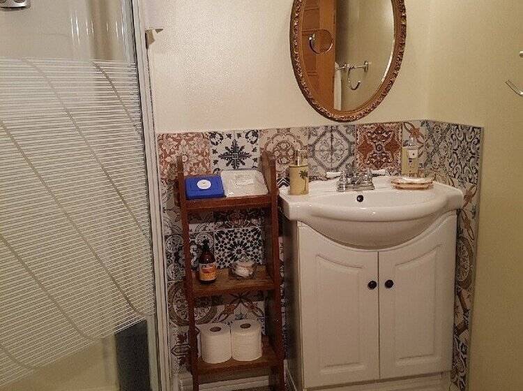 Номер Стандарт Двуспальная Кровать, Les Trois Erables Boutique Inn