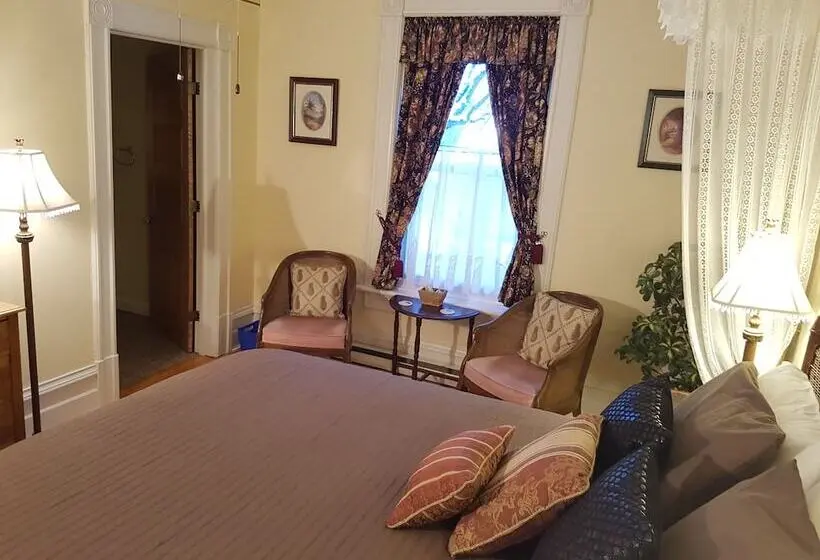 ダブルベッドスタンダードルーム, Les Trois Erables Boutique Inn