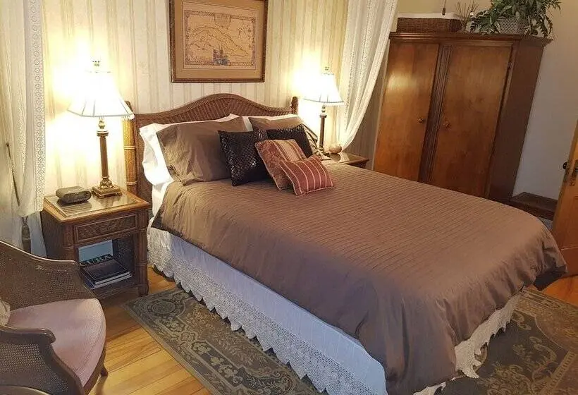 ダブルベッドスタンダードルーム, Les Trois Erables Boutique Inn