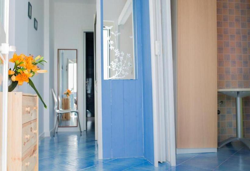 إستوديو قياسى مطل على البحر, Cilento Pixous Casa Vacanza