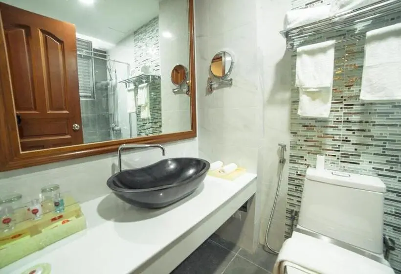 سوییت سوپریور با چشمانداز دریا, Paralian Hulhumale