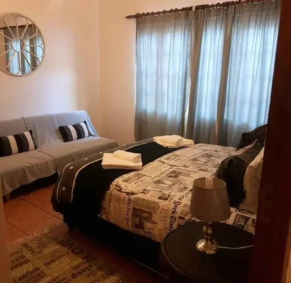 ２ベッドルームハウス, Oppi Rotse Guesthouse