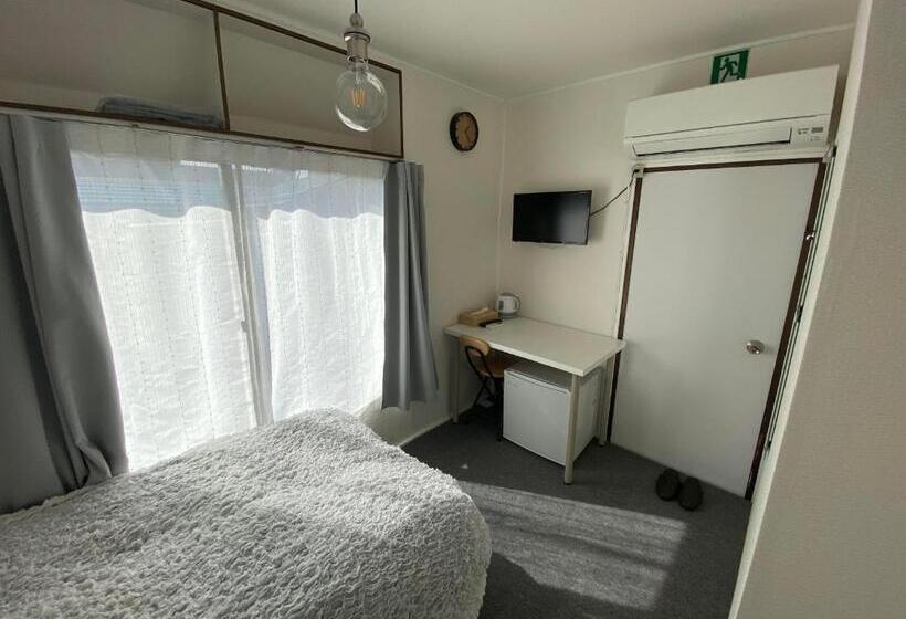 חדר אקונומי יחיד, Casa Kunisaku