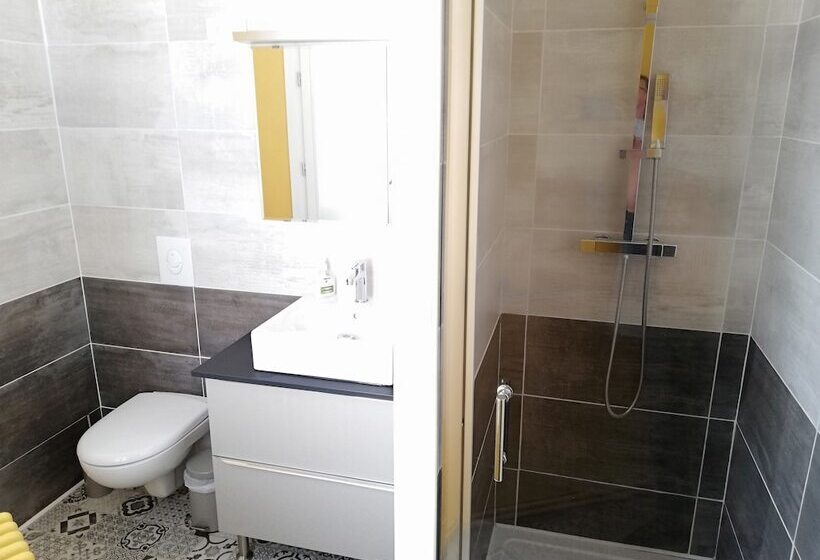 スタンダードルーム, L Angély   Chambres D Hôtes