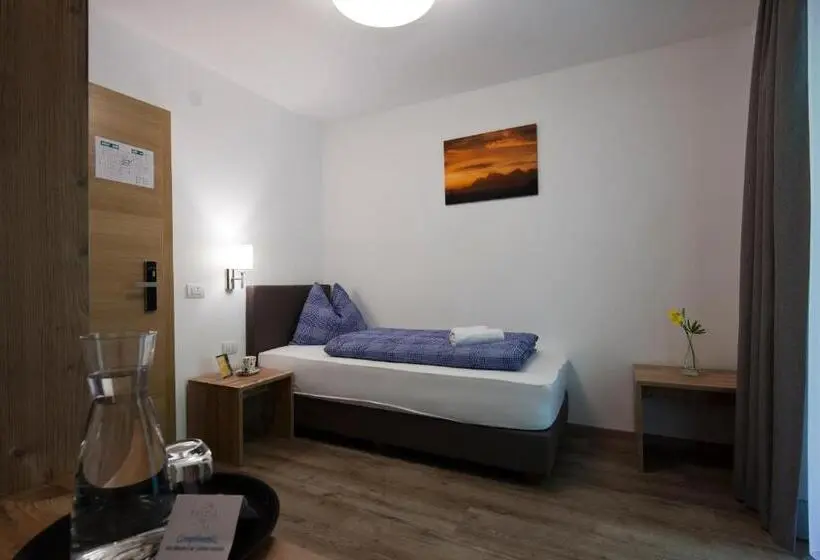 Standard Yhden Hengen Huone, B&b Hotel Sonneck