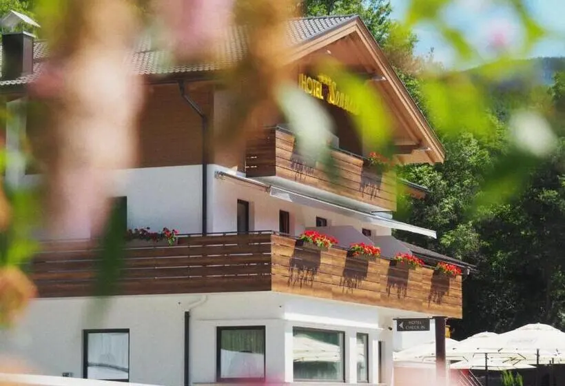 Standard Kolmen Hengen Huone, B&b Hotel Sonneck