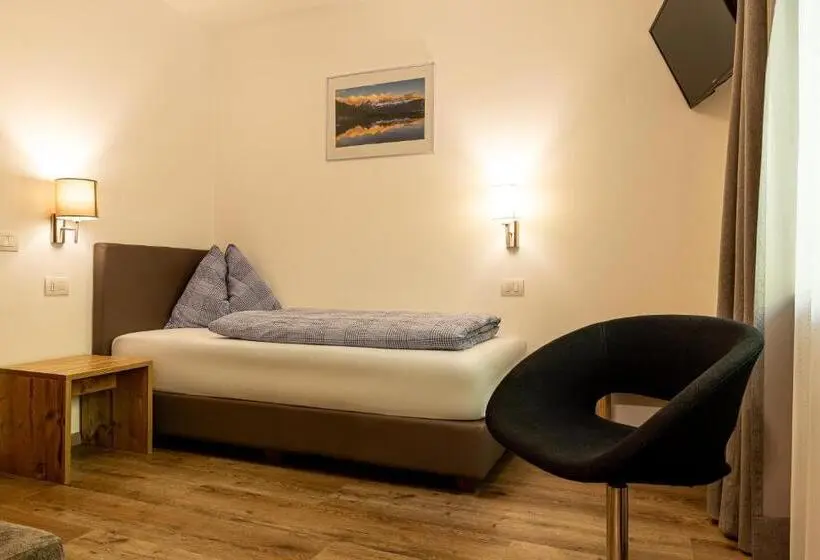 Standard Yhden Hengen Huone, B&b Hotel Sonneck