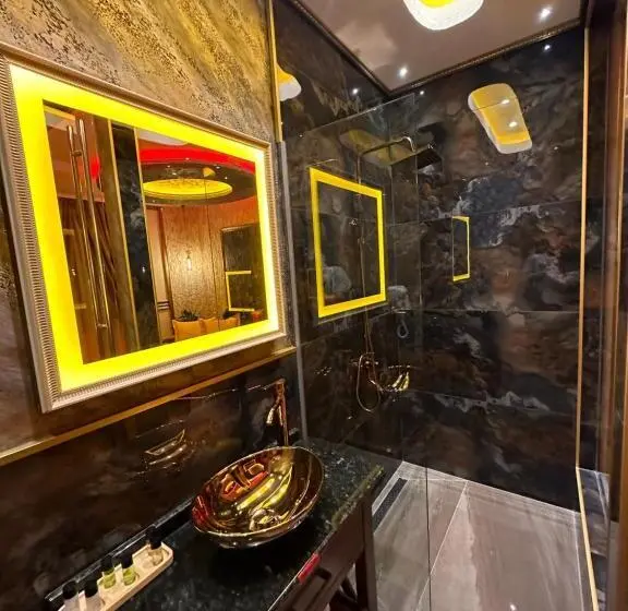 اتاق سوپریور با تخت بزرگ, Robevski Luxury Rooms