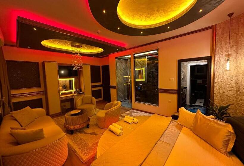 اتاق سوپریور با تخت بزرگ, Robevski Luxury Rooms