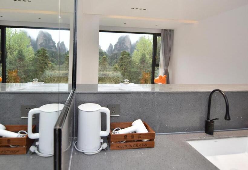 자쿠지 스위트, Mount View Cottage