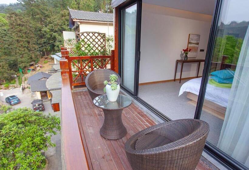 バルコニー付スイート, Mount View Cottage