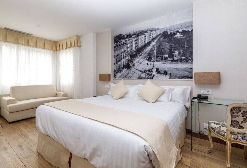 Люкс, Suite Home Pinares