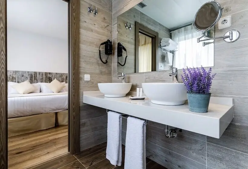 اتاق استاندارد, Suite Home Pinares