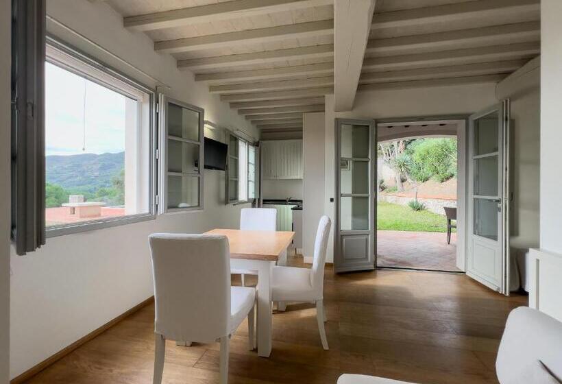 标准工作室带泳池景, La Chiusa Di Rio