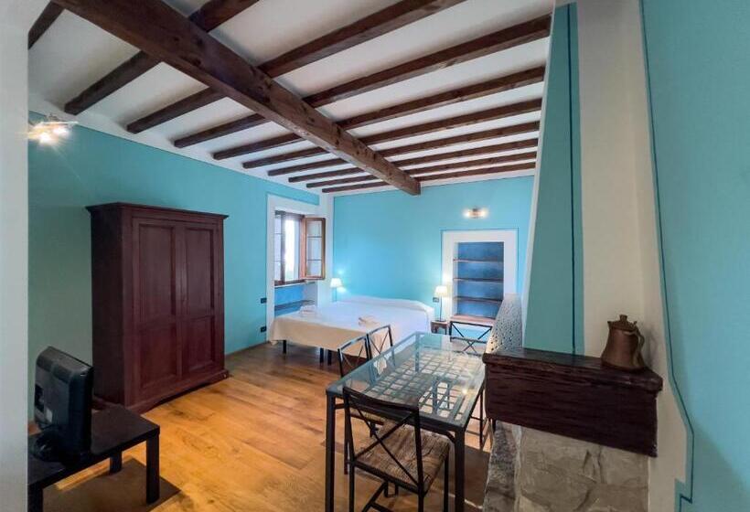 标准工作室, La Chiusa Di Rio