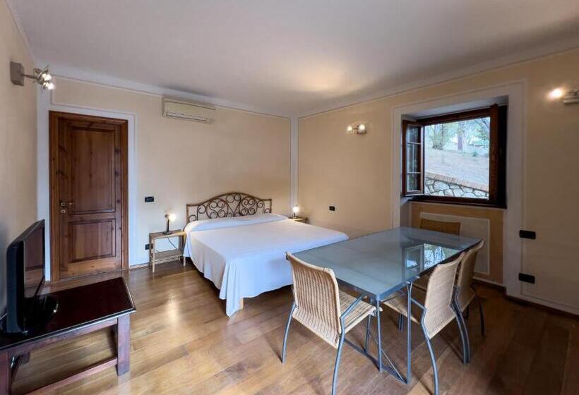 标准工作室, La Chiusa Di Rio