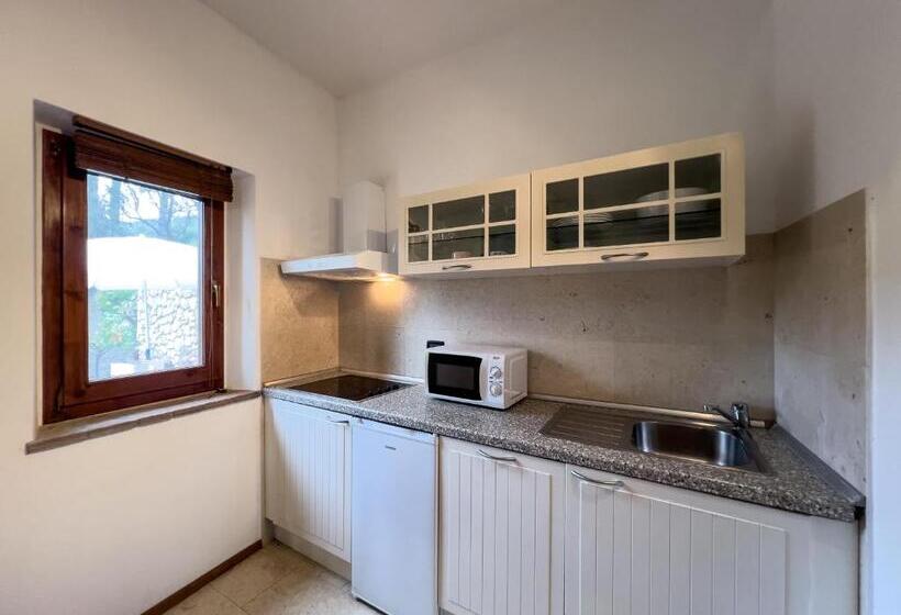 标准工作室, La Chiusa Di Rio