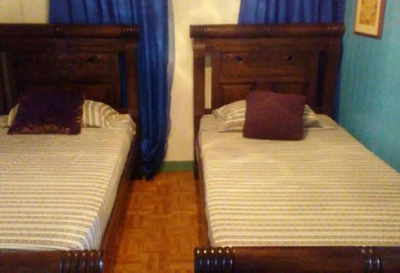 חדר משפחתי, Posada Nativa Licy