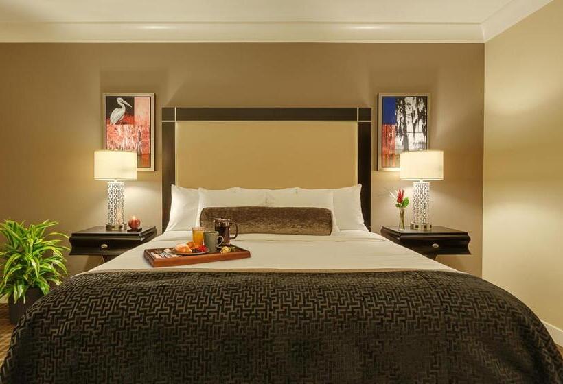 Стандартный Номер Кровать Кинг, Cypress Bayou Casino