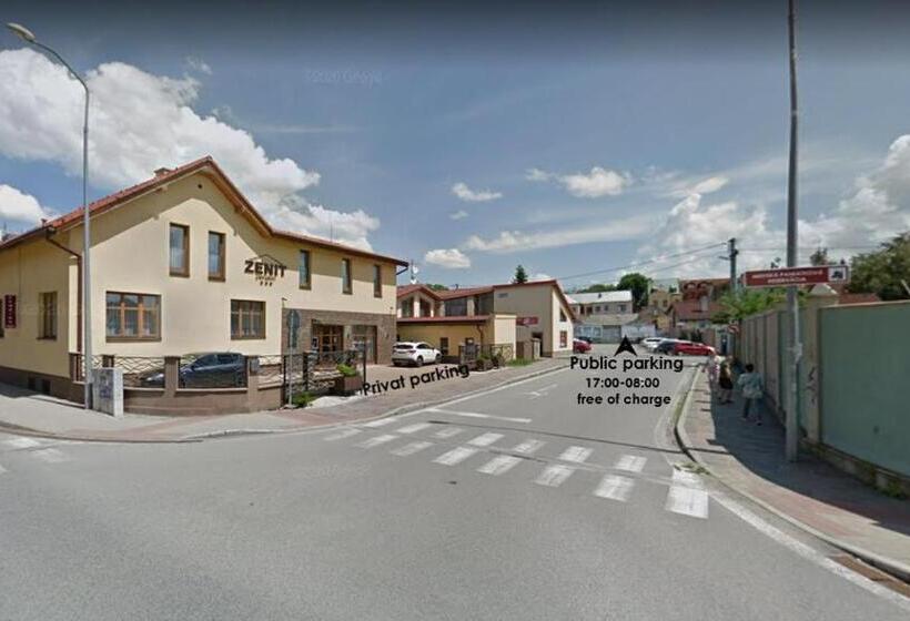 １ベッドルームアパートメント, Penzion Zenit