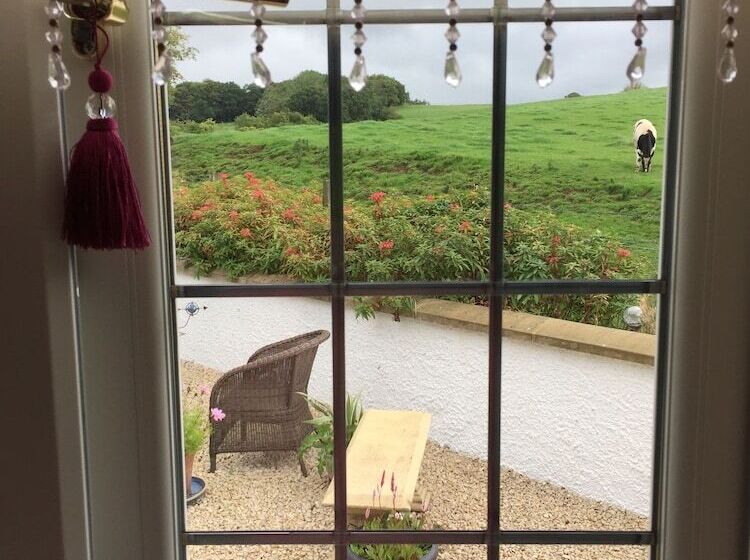 اتاق استاندارد با چشم‌انداز باغ, Retreat At The Knowe Auchincruive Estate
