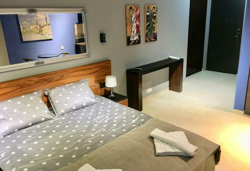 استودیوی استاندارد, Belvedere