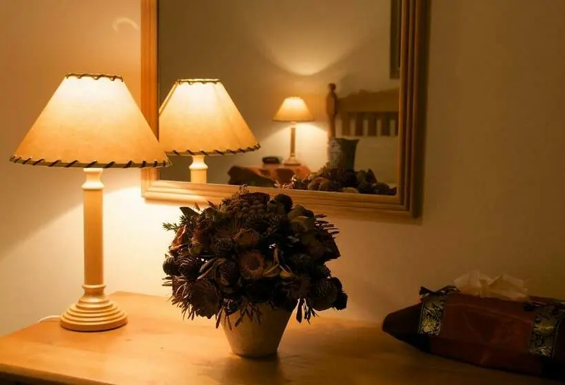 スタンダードルーム, Golden Hill Guest House