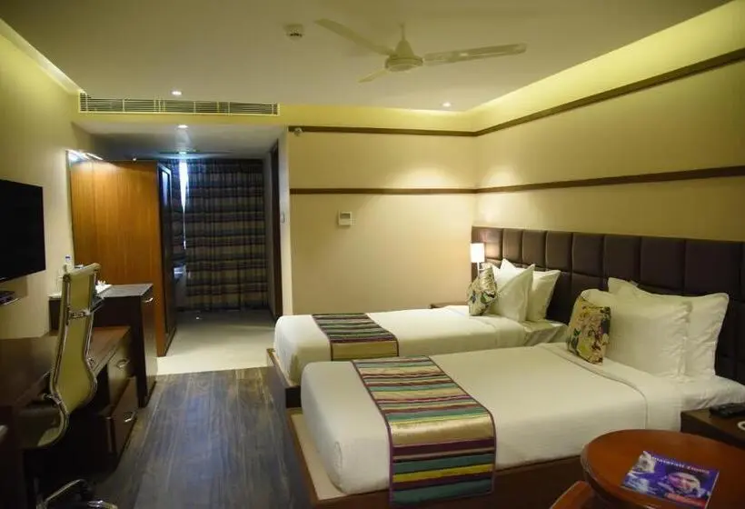Single Deluxe Room