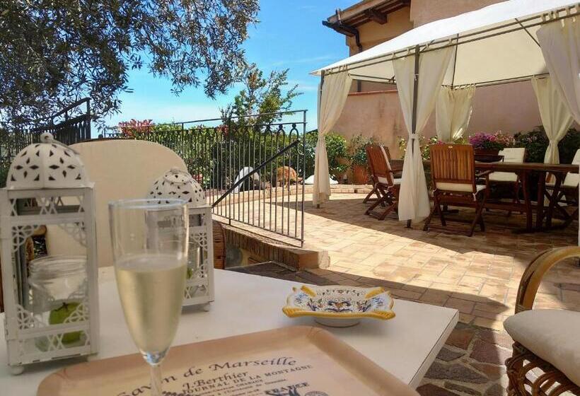 Люкс Deluxe Кровать Кинг, B&b Palazzo Mestichelli Boutique Palace