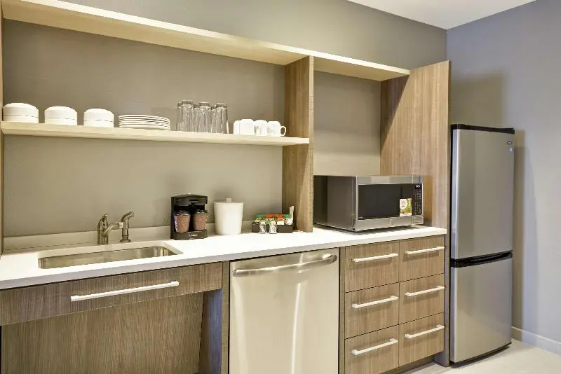 キングサイドベッドのスタンダードワンルーム, Home2 Suites By Hilton Queensbury Lake George