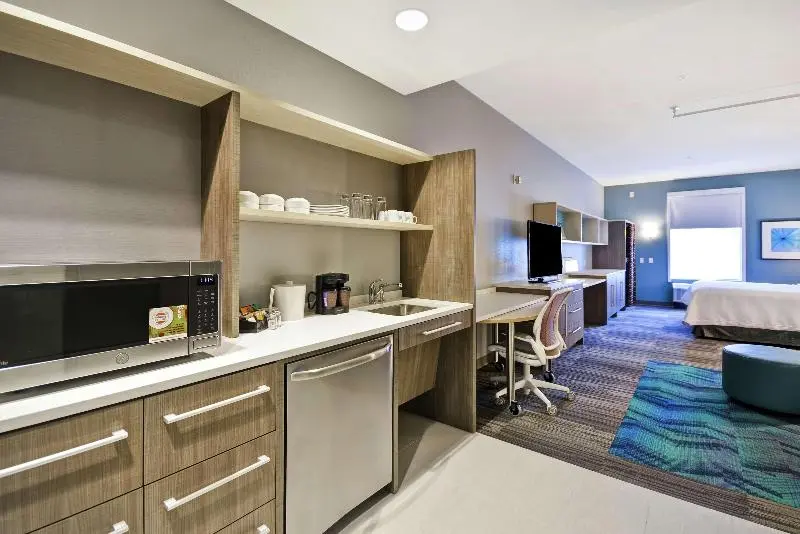 キングサイドベッドのスタンダードワンルーム, Home2 Suites By Hilton Queensbury Lake George