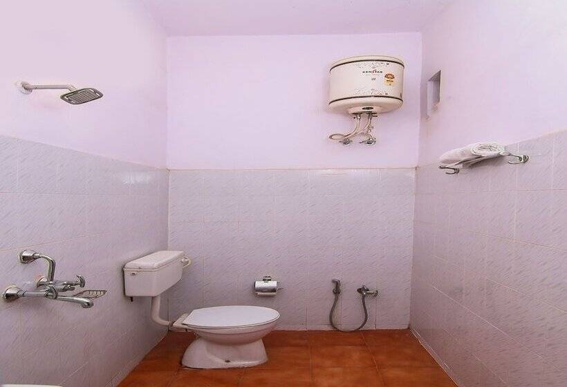 スタンダードルーム, Lukergunj Holidays