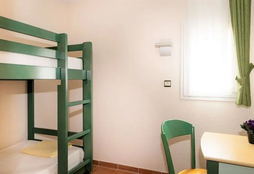 スタンダード4人部屋, Village Vacances Le Hameau Des Oliviers