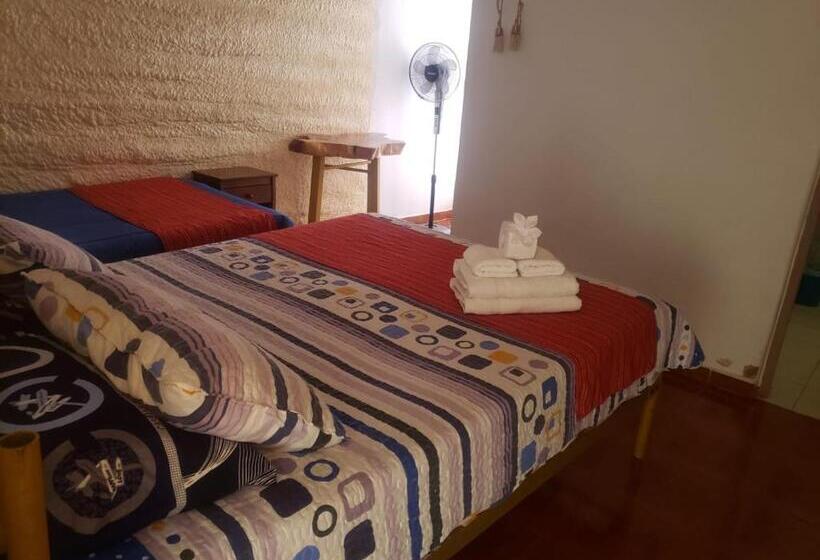 Standaard Driepersoonskamer, Katchi