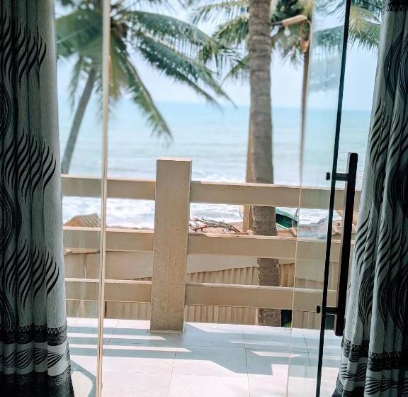 غرفة ديلوكس مطلّة علي البحر مزوَّدة بشُرفة, Amssler Beach Stay