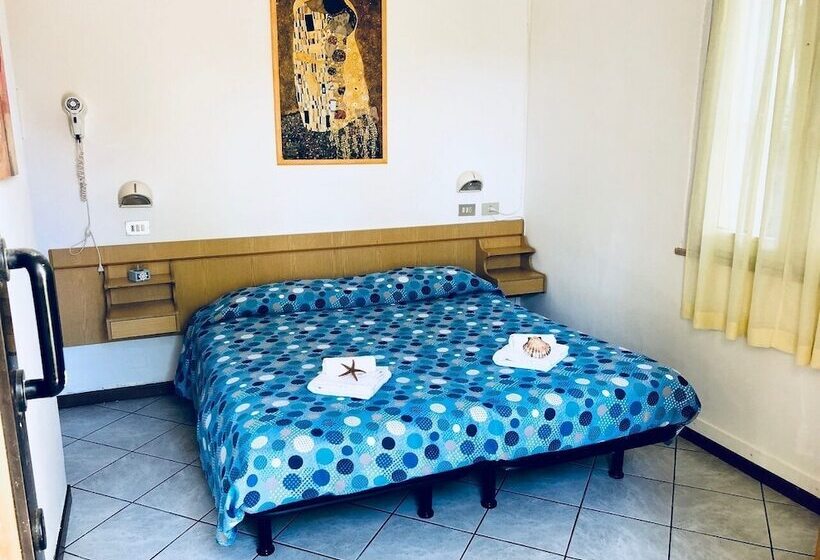 اتاق استاندارد, Villa Pozzi