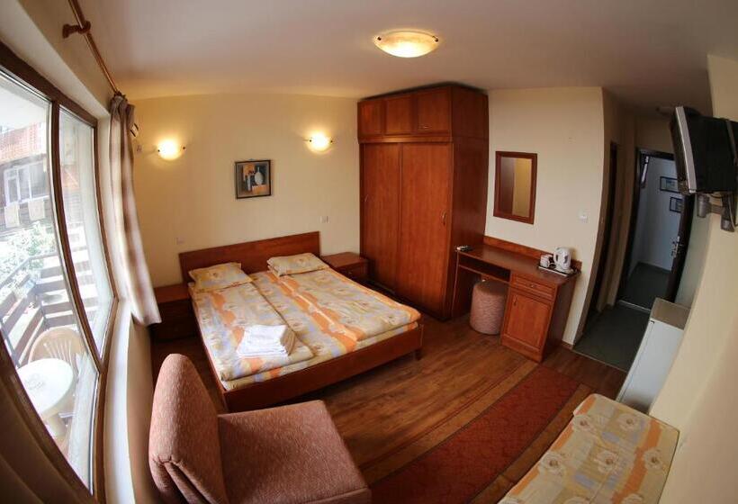 اتاق استاندارد با بالکن, Aurora Guest House