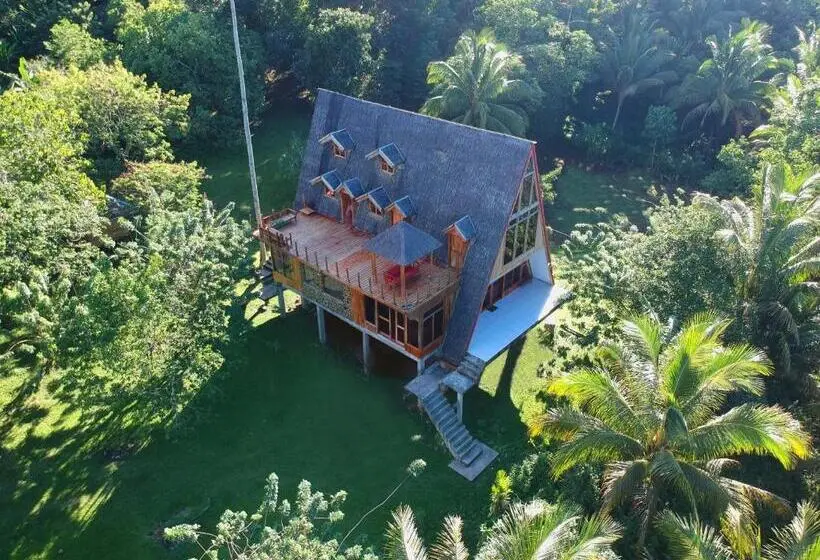 اتاق استاندارد با چشم‌انداز کوهستان, Camiguin Volcano Houses   A Frame House
