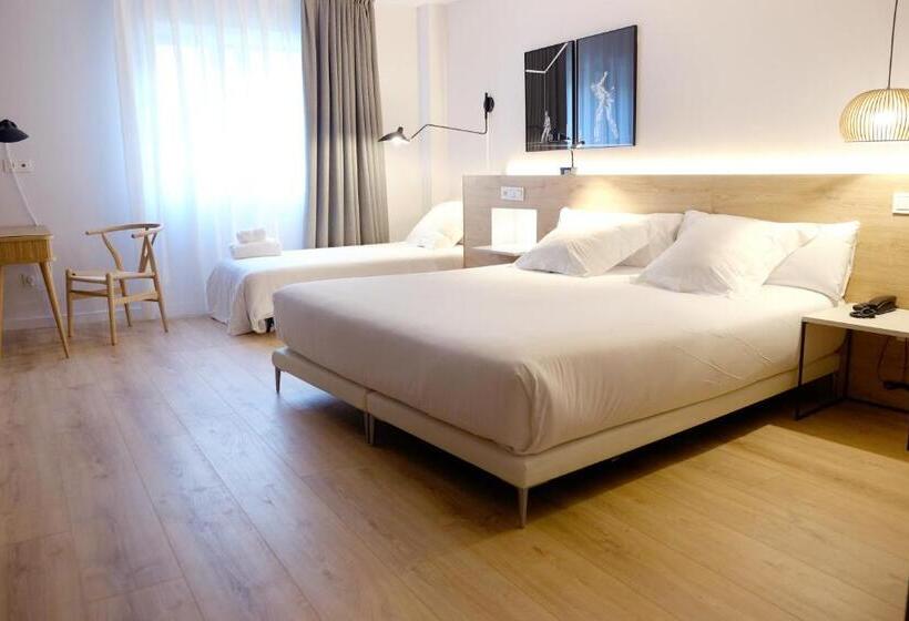 스탠다드 트리플 룸, Bide Bide Tolosa