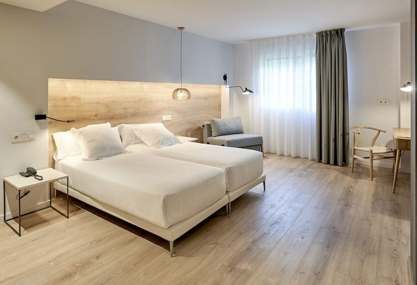 스탠다드 룸, Bide Bide Tolosa