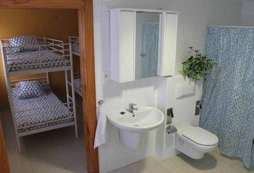 패밀리 룸, Llanes International Hostel