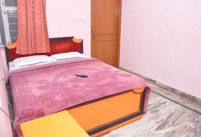 اتاق لوکس, Kanak Guest House