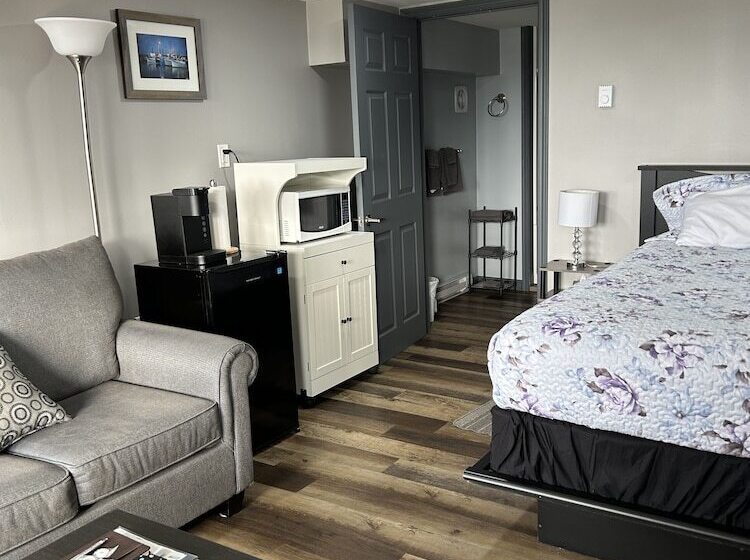 جناح جونيور مطلّ علي البحر, La Digue Suites